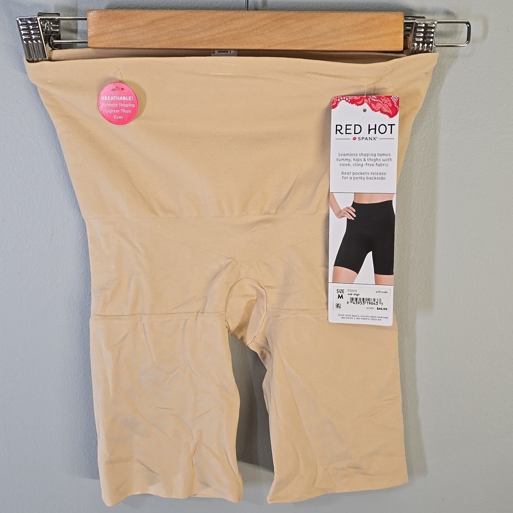 Spanx intimates women's shapewear size Medium beige soft nude mid-thigh Red Hot